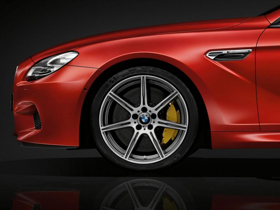  BMW M6 Coupe Competition Package 2015 года  (фото 8 из 14)